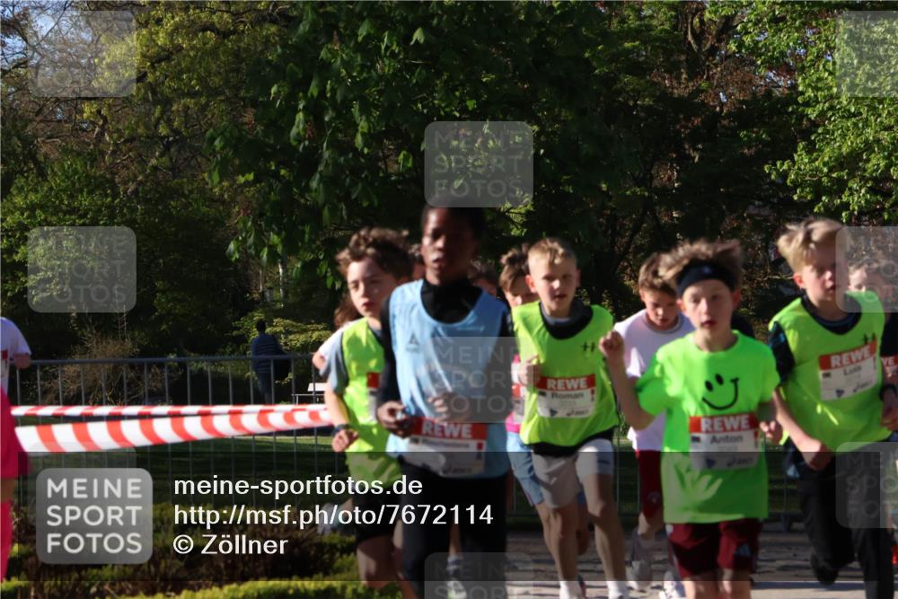 25.04.2025 - Das Zehntel Zöllner http://msf.ph/oto/7672114 26.04.2025 07:40:58 Laufen  meine-sportfotos.de