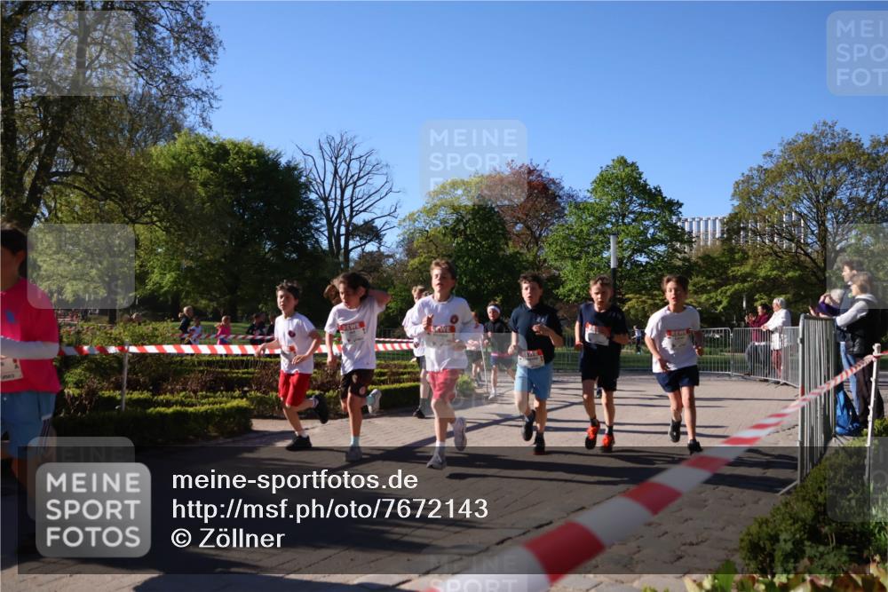 25.04.2025 - Das Zehntel Zöllner http://msf.ph/oto/7672143 26.04.2025 07:41:01 Laufen  meine-sportfotos.de