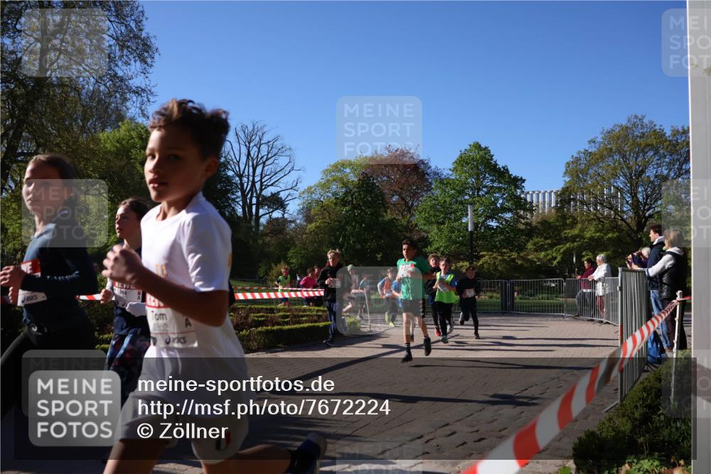 25.04.2025 - Das Zehntel Zöllner http://msf.ph/oto/7672224 26.04.2025 07:41:07 Laufen 2862, 9875 meine-sportfotos.de