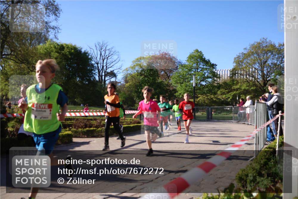 25.04.2025 - Das Zehntel Zöllner http://msf.ph/oto/7672272 26.04.2025 07:41:12 Laufen  meine-sportfotos.de