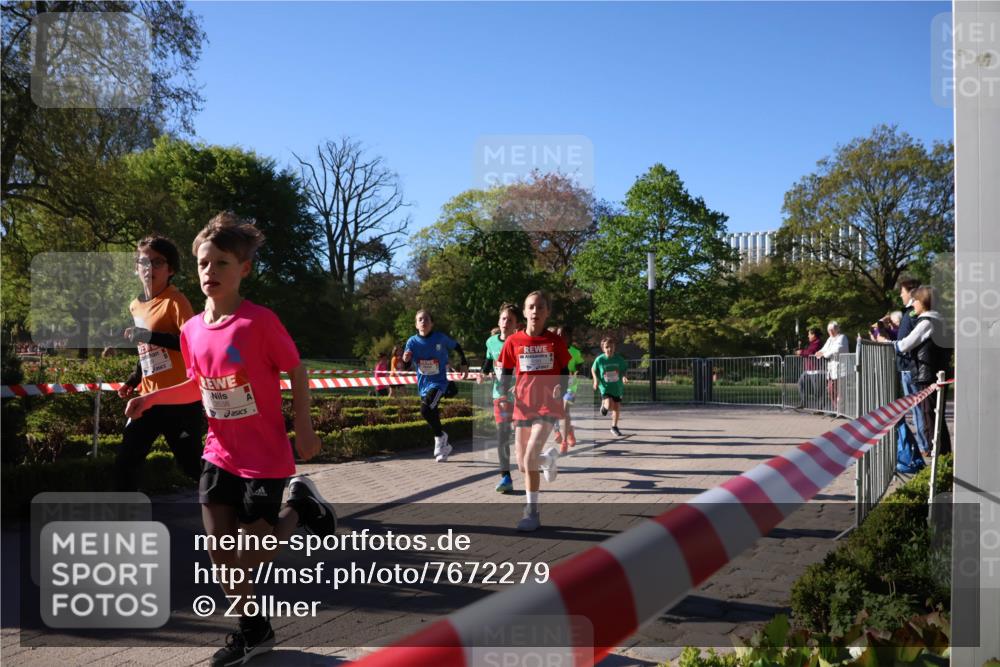 25.04.2025 - Das Zehntel Zöllner http://msf.ph/oto/7672279 26.04.2025 07:41:13 Laufen 3538 meine-sportfotos.de