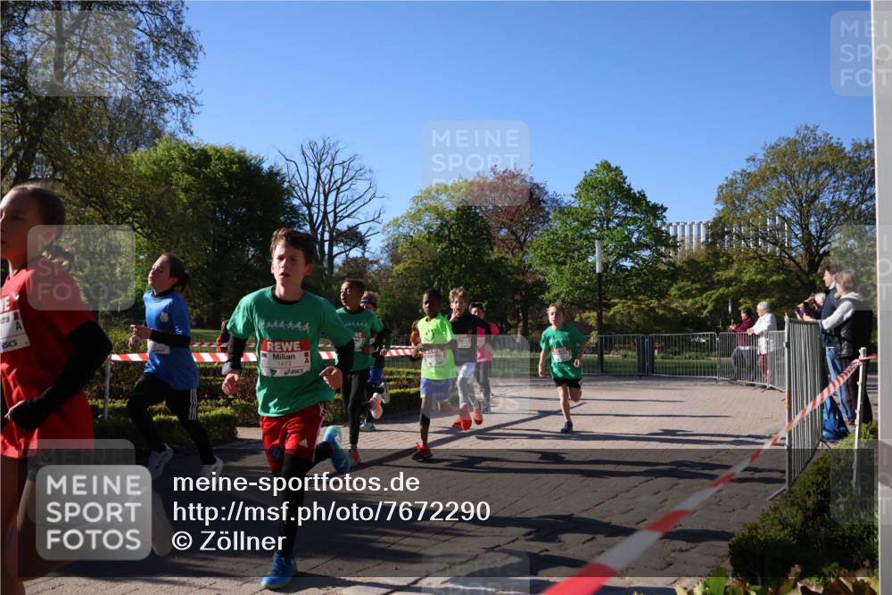 25.04.2025 - Das Zehntel Zöllner http://msf.ph/oto/7672290 26.04.2025 07:41:14 Laufen 1473 meine-sportfotos.de
