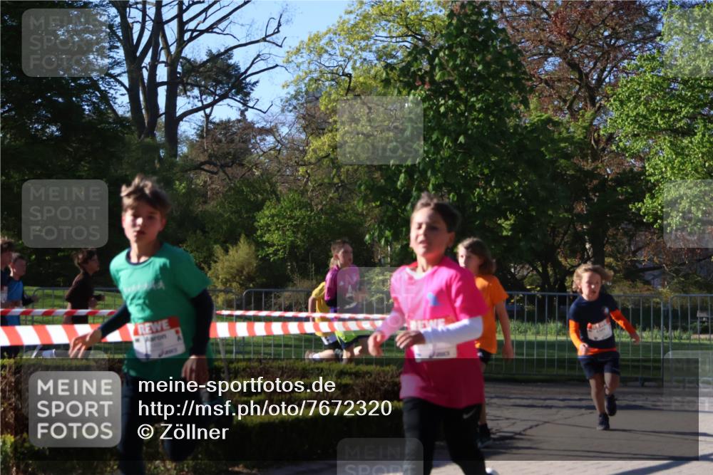 25.04.2025 - Das Zehntel Zöllner http://msf.ph/oto/7672320 26.04.2025 07:41:17 Laufen  meine-sportfotos.de
