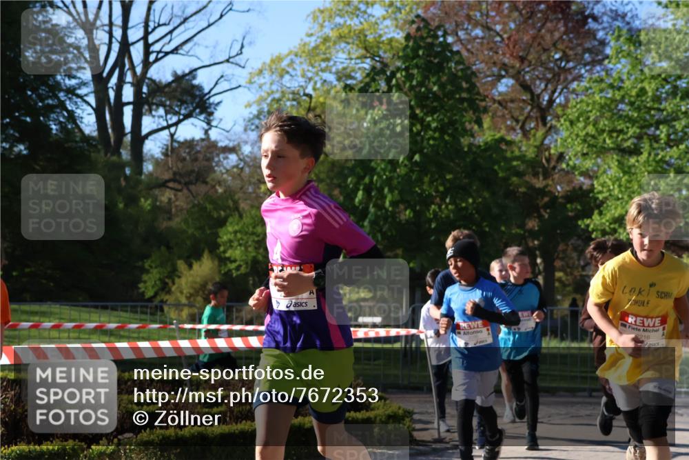 25.04.2025 - Das Zehntel Zöllner http://msf.ph/oto/7672353 26.04.2025 07:41:20 Laufen 2216 meine-sportfotos.de