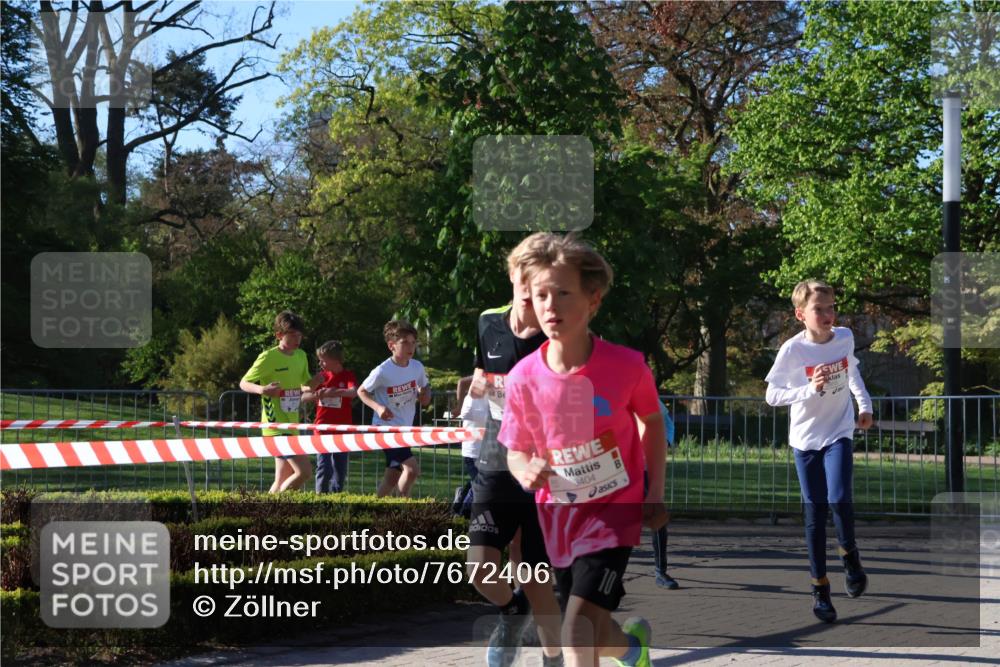 25.04.2025 - Das Zehntel Zöllner http://msf.ph/oto/7672406 26.04.2025 07:41:25 Laufen 3404 meine-sportfotos.de