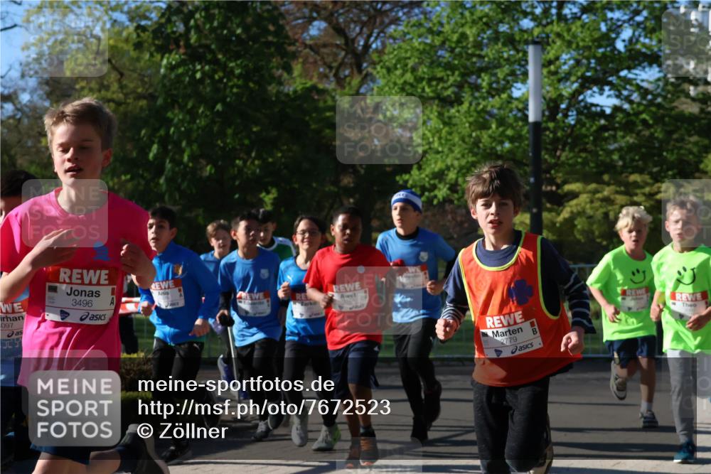 25.04.2025 - Das Zehntel Zöllner http://msf.ph/oto/7672523 26.04.2025 07:41:37 Laufen 097, 3496, 2779 meine-sportfotos.de