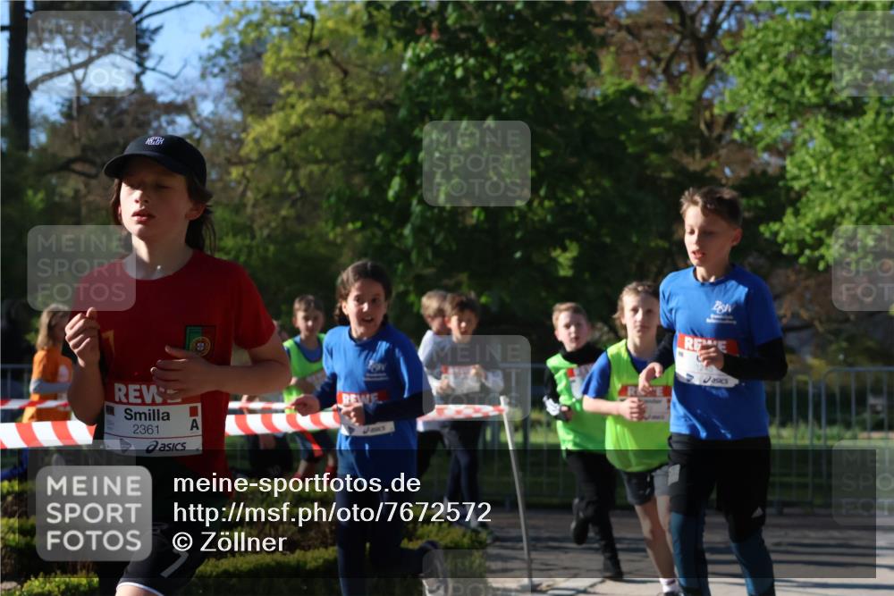 25.04.2025 - Das Zehntel Zöllner http://msf.ph/oto/7672572 26.04.2025 07:41:42 Laufen 2361 meine-sportfotos.de