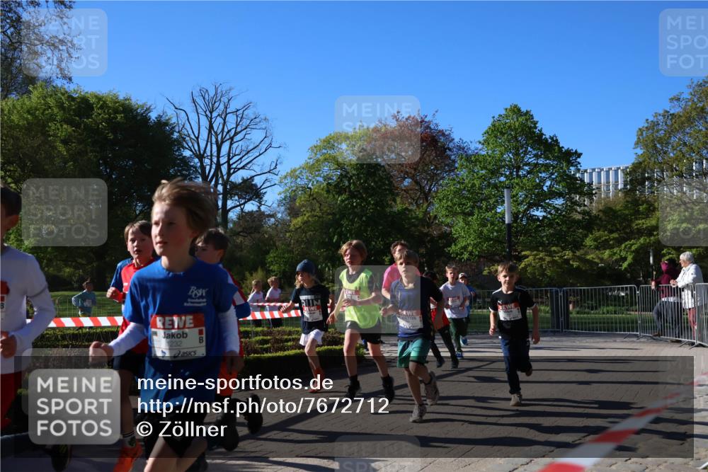 25.04.2025 - Das Zehntel Zöllner http://msf.ph/oto/7672712 26.04.2025 07:42:00 Laufen 232 meine-sportfotos.de