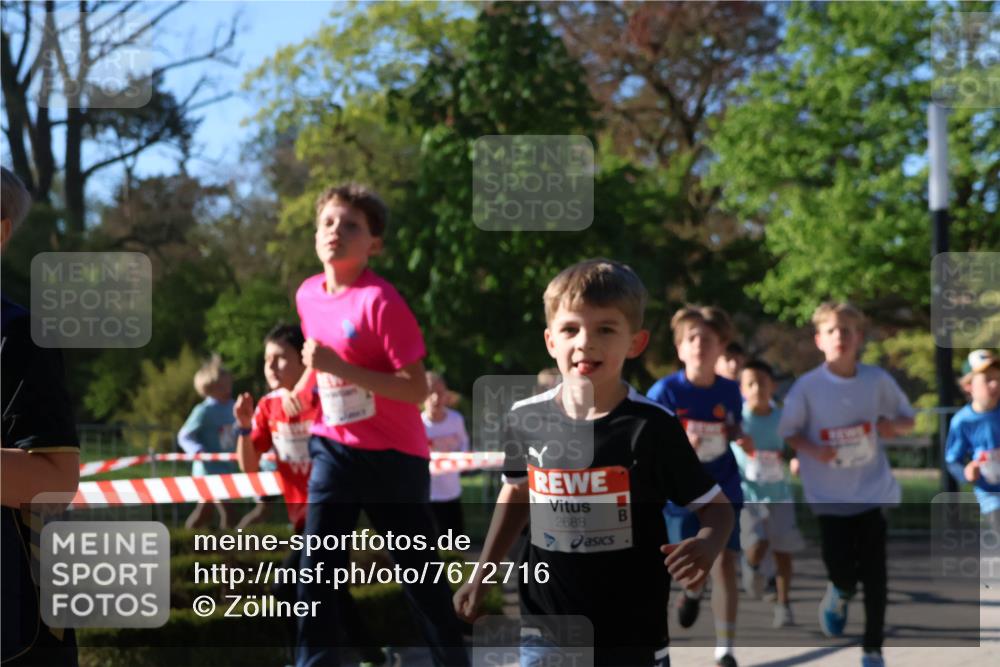 25.04.2025 - Das Zehntel Zöllner http://msf.ph/oto/7672716 26.04.2025 07:42:01 Laufen 2688 meine-sportfotos.de