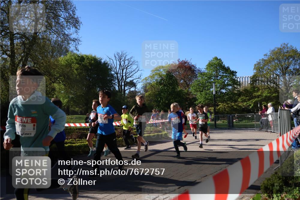 25.04.2025 - Das Zehntel Zöllner http://msf.ph/oto/7672757 26.04.2025 07:42:07 Laufen 209, 8 meine-sportfotos.de