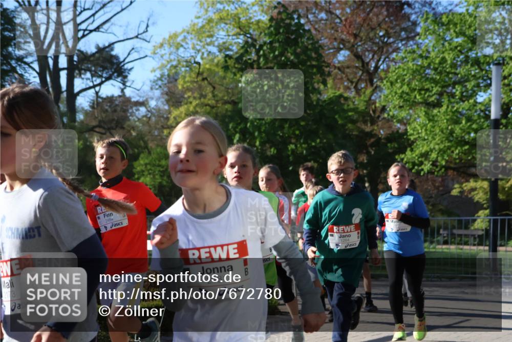 25.04.2025 - Das Zehntel Zöllner http://msf.ph/oto/7672780 26.04.2025 07:42:12 Laufen 2173, 2464, 2181, 98, 1264 meine-sportfotos.de