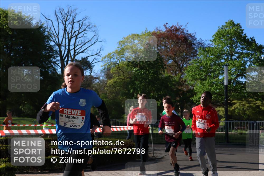 25.04.2025 - Das Zehntel Zöllner http://msf.ph/oto/7672798 26.04.2025 07:42:13 Laufen 2037 meine-sportfotos.de
