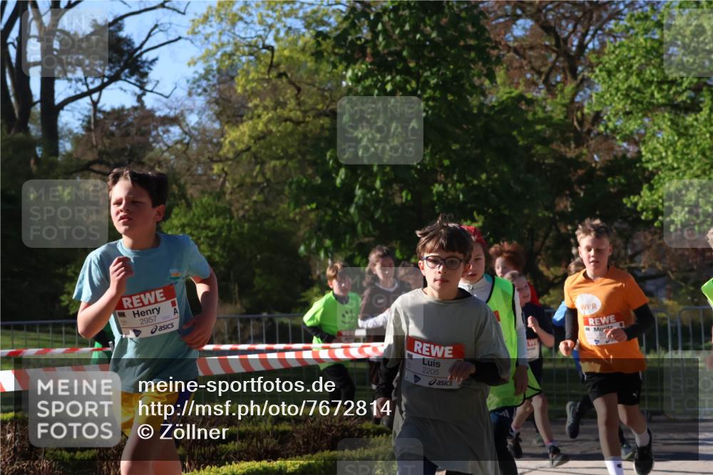 25.04.2025 - Das Zehntel Zöllner http://msf.ph/oto/7672814 26.04.2025 07:42:17 Laufen 2957, 2205 meine-sportfotos.de