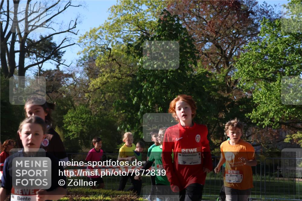 25.04.2025 - Das Zehntel Zöllner http://msf.ph/oto/7672839 26.04.2025 07:42:20 Laufen 16, 2645, 3814 meine-sportfotos.de