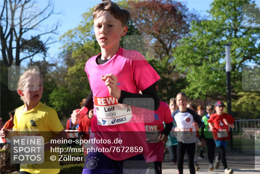 25.04.2025 - Das Zehntel Zöllner http://msf.ph/oto/7672859 26.04.2025 07:42:24 Laufen 340, 3499, 3461 meine-sportfotos.de