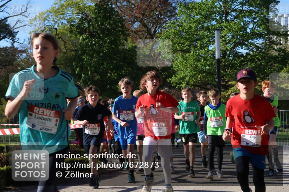 25.04.2025 - Das Zehntel Zöllner http://msf.ph/oto/7672873 26.04.2025 07:42:26 Laufen 1462, 1118, 3941, 444444, 3921 meine-sportfotos.de