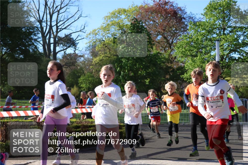 25.04.2025 - Das Zehntel Zöllner http://msf.ph/oto/7672909 26.04.2025 07:42:32 Laufen 2870, 2857, 1739 meine-sportfotos.de