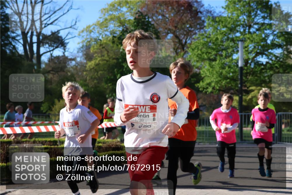 25.04.2025 - Das Zehntel Zöllner http://msf.ph/oto/7672915 26.04.2025 07:42:32 Laufen 1739 meine-sportfotos.de