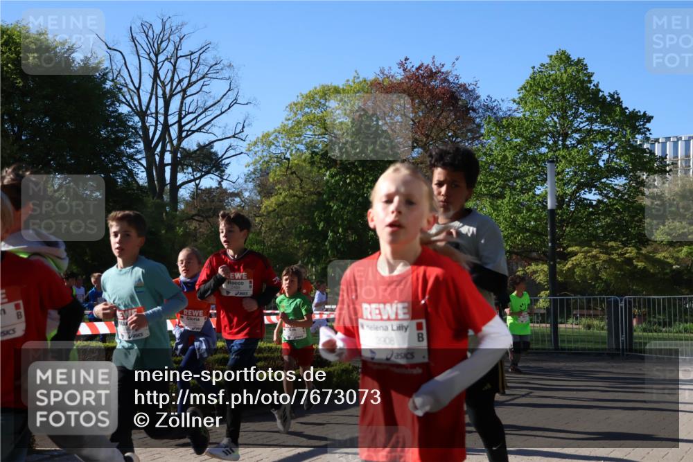 25.04.2025 - Das Zehntel Zöllner http://msf.ph/oto/7673073 26.04.2025 07:42:55 Laufen 8, 2468, 3908 meine-sportfotos.de