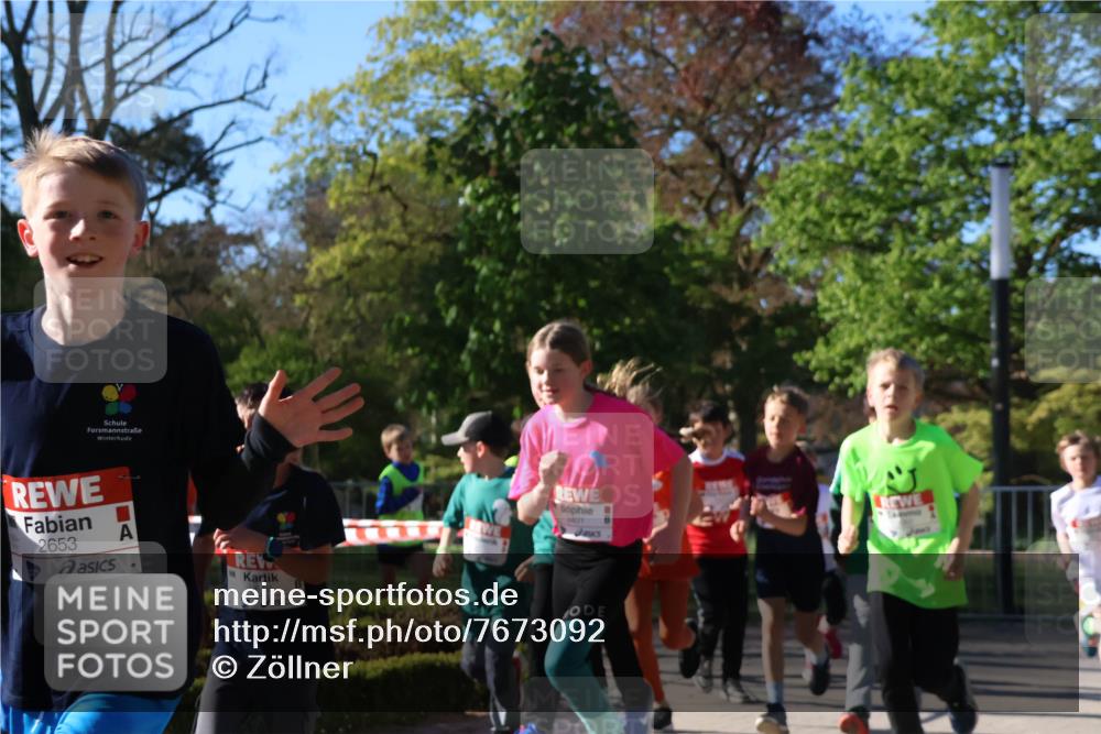25.04.2025 - Das Zehntel Zöllner http://msf.ph/oto/7673092 26.04.2025 07:42:57 Laufen 2653, 2616 meine-sportfotos.de
