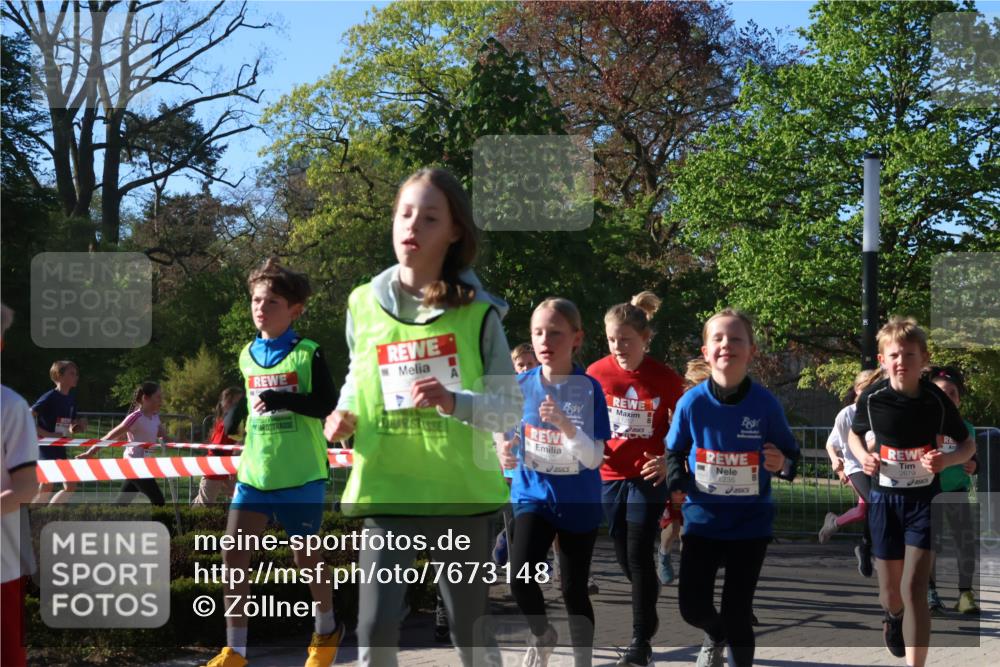 25.04.2025 - Das Zehntel Zöllner http://msf.ph/oto/7673148 26.04.2025 07:43:03 Laufen 1210, 1235, 2679 meine-sportfotos.de