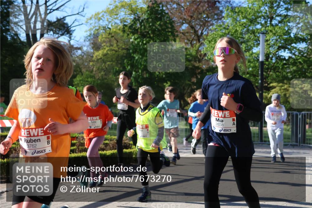 25.04.2025 - Das Zehntel Zöllner http://msf.ph/oto/7673270 26.04.2025 07:43:15 Laufen 3762, 2638 meine-sportfotos.de