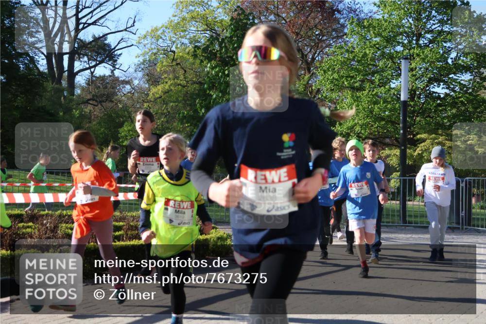 25.04.2025 - Das Zehntel Zöllner http://msf.ph/oto/7673275 26.04.2025 07:43:15 Laufen 3619, 2638 meine-sportfotos.de