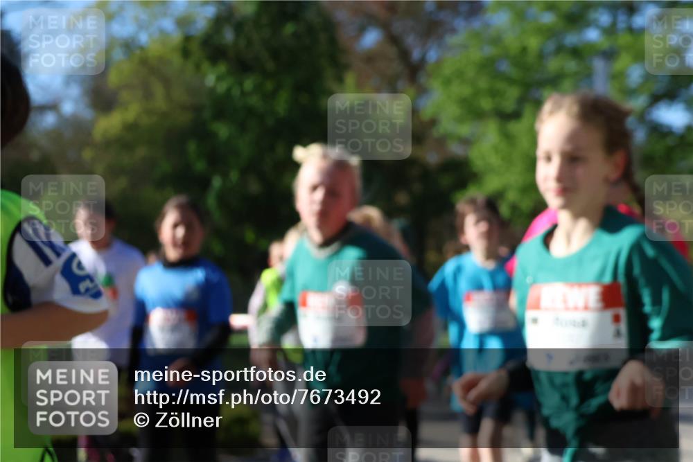 25.04.2025 - Das Zehntel Zöllner http://msf.ph/oto/7673492 26.04.2025 07:43:40 Laufen  meine-sportfotos.de