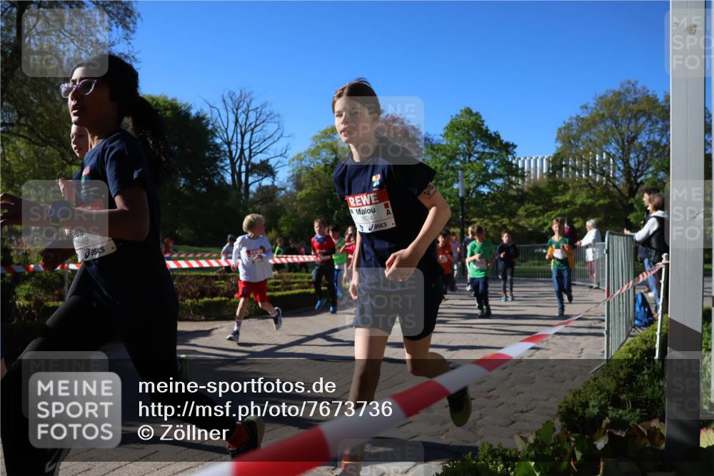 25.04.2025 - Das Zehntel Zöllner http://msf.ph/oto/7673736 26.04.2025 07:44:10 Laufen 2649, 2634 meine-sportfotos.de