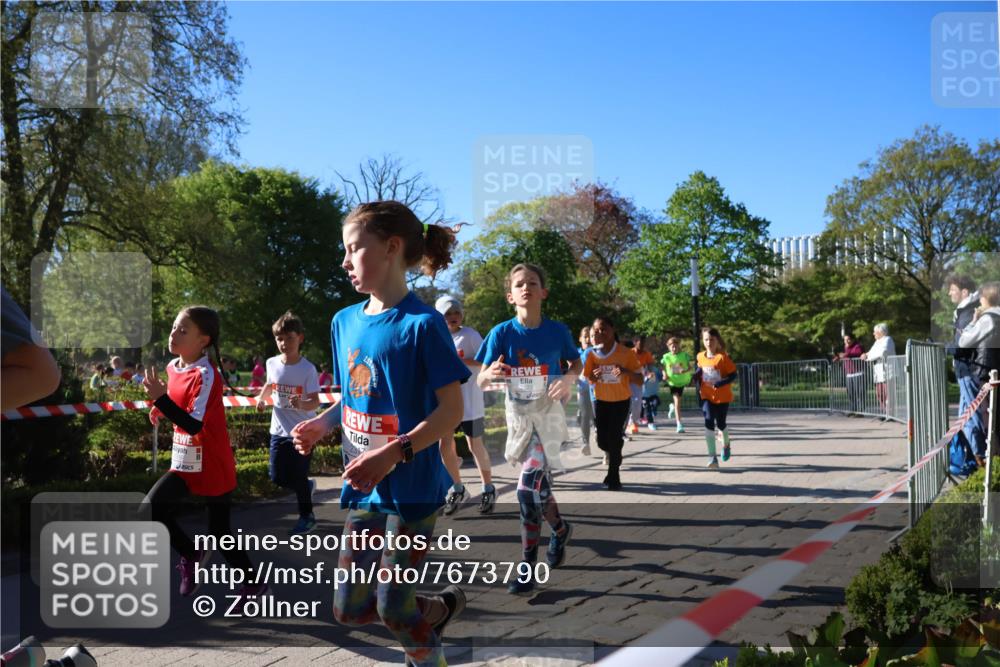 25.04.2025 - Das Zehntel Zöllner http://msf.ph/oto/7673790 26.04.2025 07:44:16 Laufen  meine-sportfotos.de