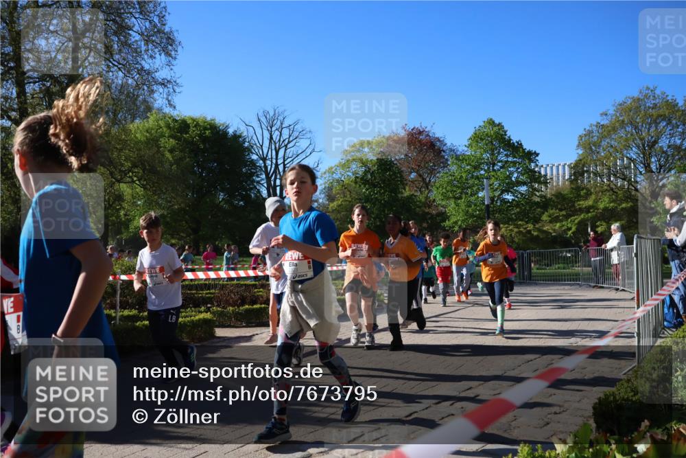 25.04.2025 - Das Zehntel Zöllner http://msf.ph/oto/7673795 26.04.2025 07:44:17 Laufen  meine-sportfotos.de