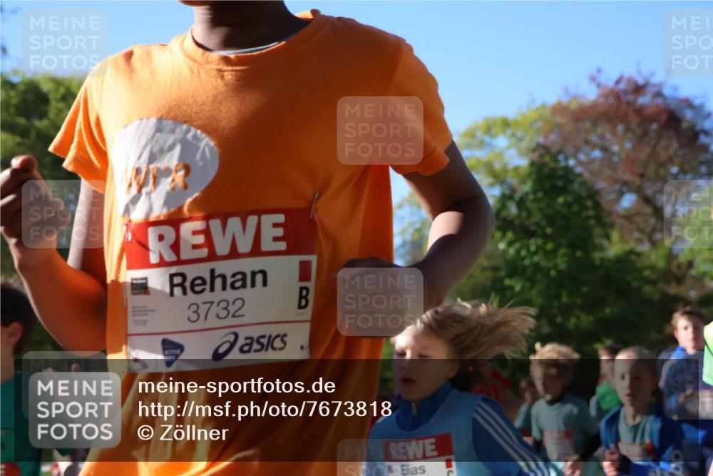 25.04.2025 - Das Zehntel Zöllner http://msf.ph/oto/7673818 26.04.2025 07:44:20 Laufen 3732 meine-sportfotos.de