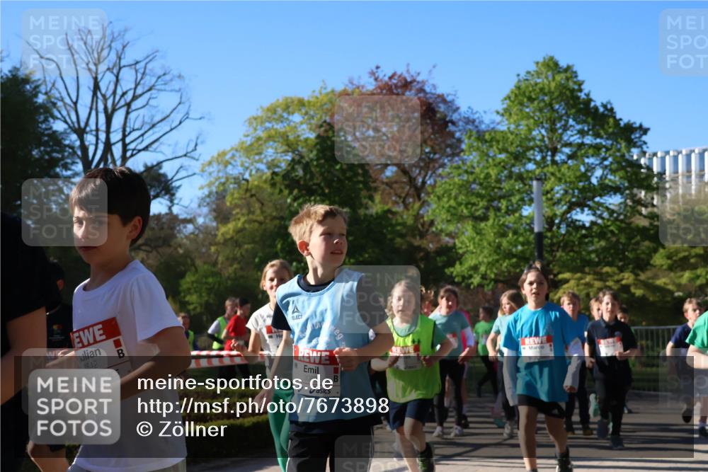 25.04.2025 - Das Zehntel Zöllner http://msf.ph/oto/7673898 26.04.2025 07:44:33 Laufen 842, 3089 meine-sportfotos.de