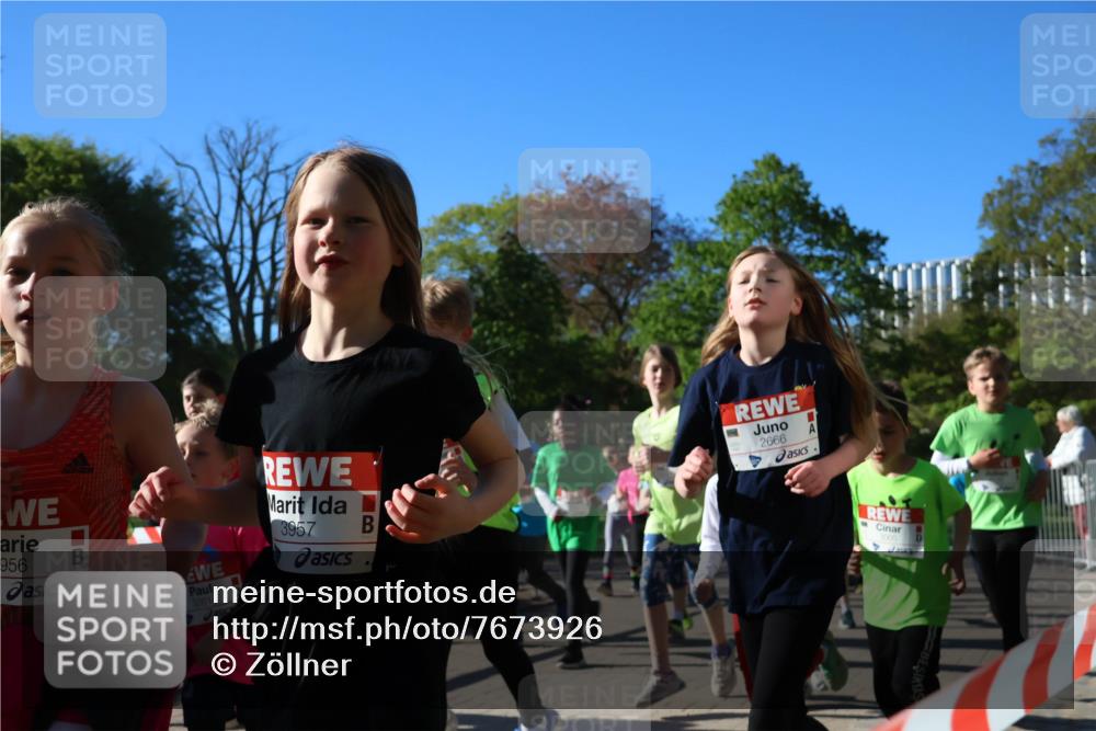 25.04.2025 - Das Zehntel Zöllner http://msf.ph/oto/7673926 26.04.2025 07:44:38 Laufen 956, 3261, 3957, 2666 meine-sportfotos.de