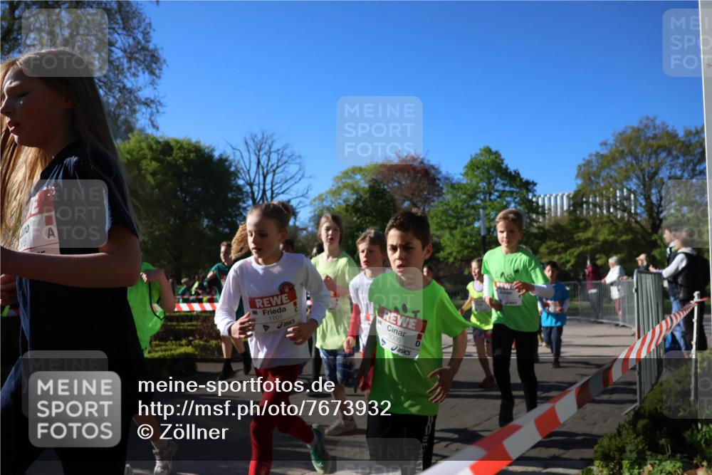 25.04.2025 - Das Zehntel Zöllner http://msf.ph/oto/7673932 26.04.2025 07:44:39 Laufen 1701, 3005 meine-sportfotos.de