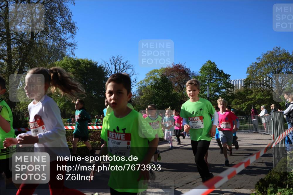 25.04.2025 - Das Zehntel Zöllner http://msf.ph/oto/7673933 26.04.2025 07:44:39 Laufen 3005, 2195 meine-sportfotos.de