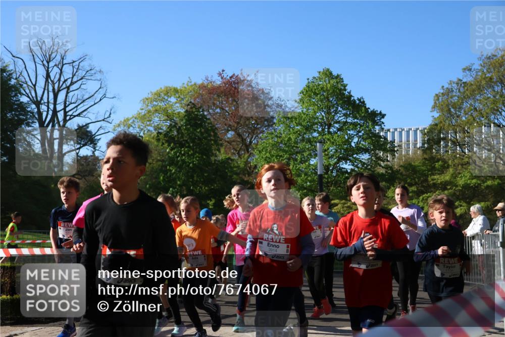 25.04.2025 - Das Zehntel Zöllner http://msf.ph/oto/7674067 26.04.2025 07:44:54 Laufen 3914, 1134 meine-sportfotos.de