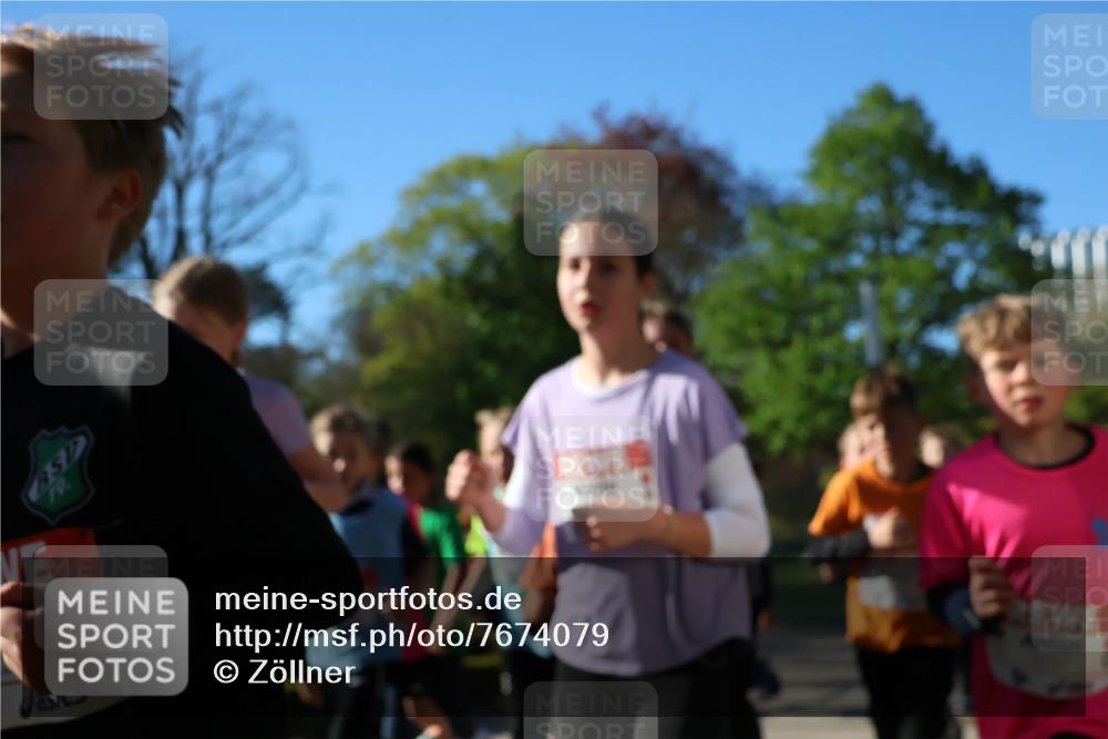 25.04.2025 - Das Zehntel Zöllner http://msf.ph/oto/7674079 26.04.2025 07:44:56 Laufen 458 meine-sportfotos.de
