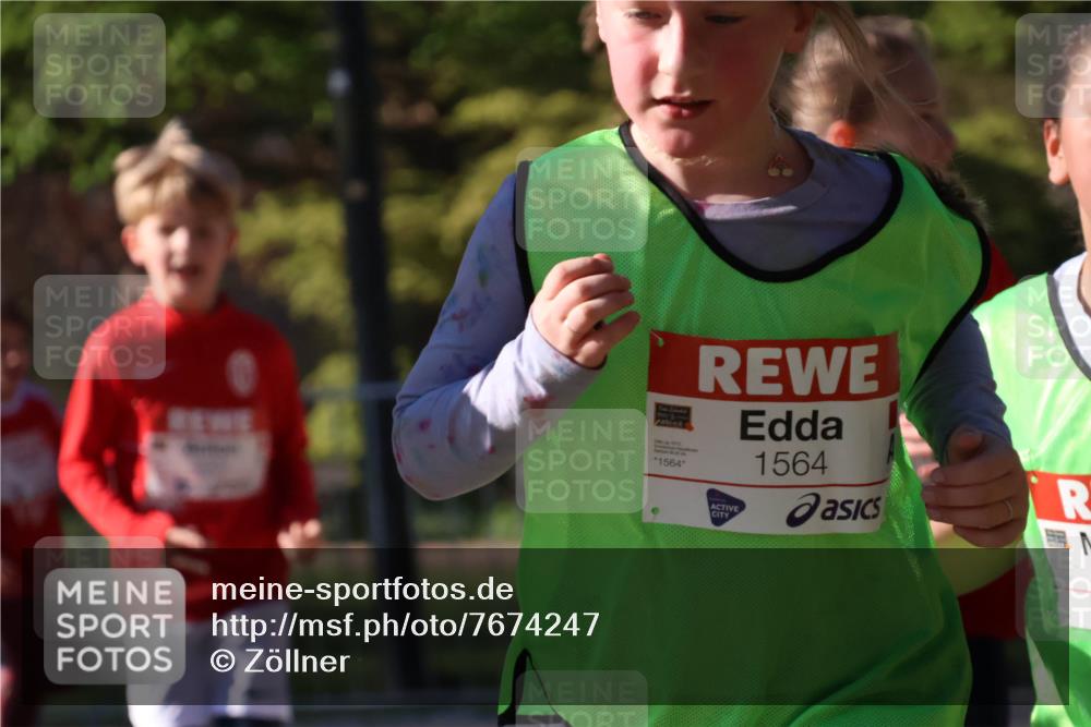 25.04.2025 - Das Zehntel Zöllner http://msf.ph/oto/7674247 26.04.2025 07:45:18 Laufen 1564, 1564 meine-sportfotos.de