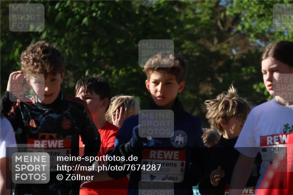 25.04.2025 - Das Zehntel Zöllner http://msf.ph/oto/7674287 26.04.2025 07:45:22 Laufen 2646, 10, 2658 meine-sportfotos.de