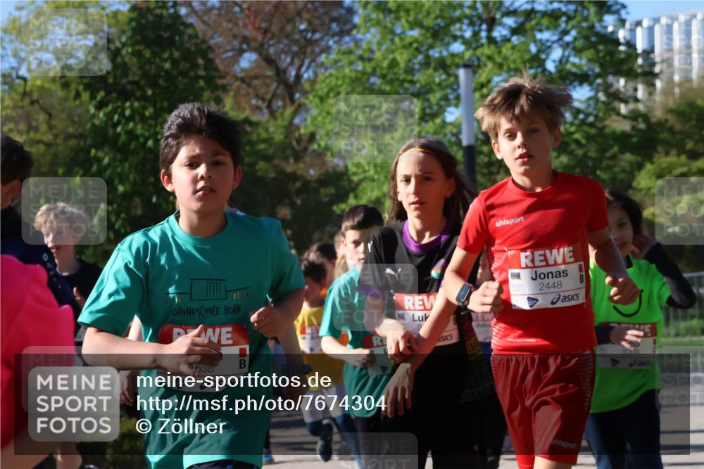 25.04.2025 - Das Zehntel Zöllner http://msf.ph/oto/7674304 26.04.2025 07:45:23 Laufen 638, 2448, 3009 meine-sportfotos.de