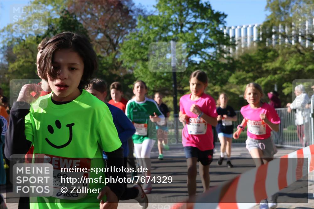 25.04.2025 - Das Zehntel Zöllner http://msf.ph/oto/7674329 26.04.2025 07:45:25 Laufen 3009, 3009 meine-sportfotos.de