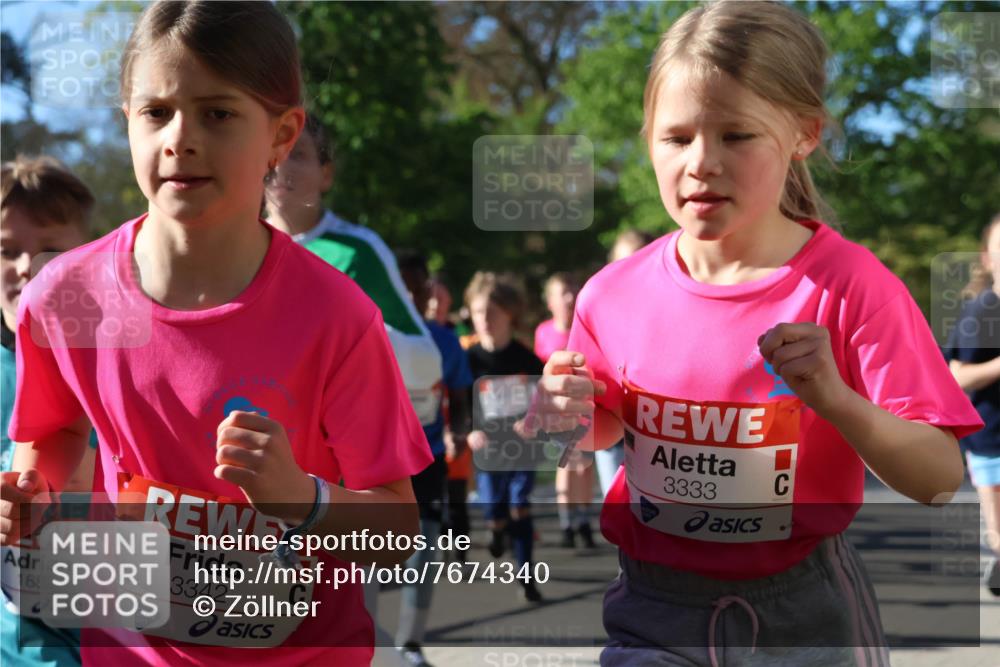 25.04.2025 - Das Zehntel Zöllner http://msf.ph/oto/7674340 26.04.2025 07:45:26 Laufen 3342, 1882, 3333 meine-sportfotos.de