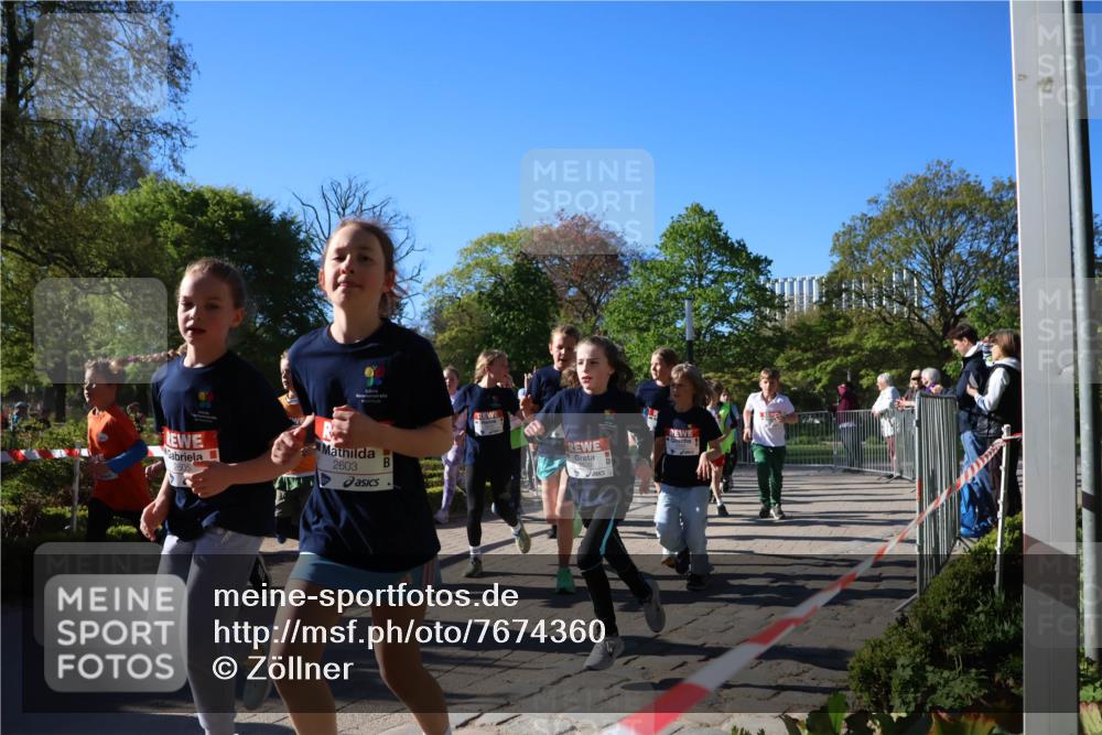 25.04.2025 - Das Zehntel Zöllner http://msf.ph/oto/7674360 26.04.2025 07:45:28 Laufen 2605, 2603 meine-sportfotos.de
