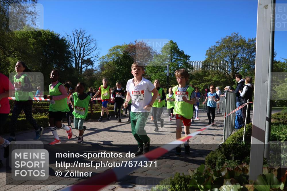 25.04.2025 - Das Zehntel Zöllner http://msf.ph/oto/7674371 26.04.2025 07:45:30 Laufen  meine-sportfotos.de