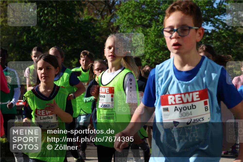 25.04.2025 - Das Zehntel Zöllner http://msf.ph/oto/7674395 26.04.2025 07:45:32 Laufen 3580, 8581, 3084 meine-sportfotos.de