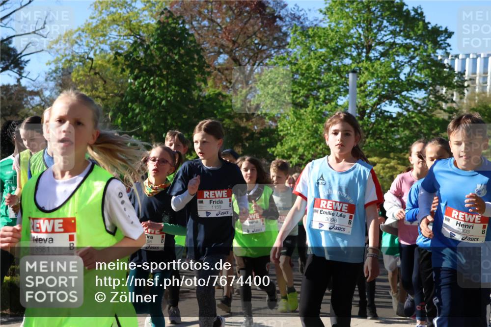 25.04.2025 - Das Zehntel Zöllner http://msf.ph/oto/7674400 26.04.2025 07:45:33 Laufen 3581, 58, 3096, 1159, 2003 meine-sportfotos.de