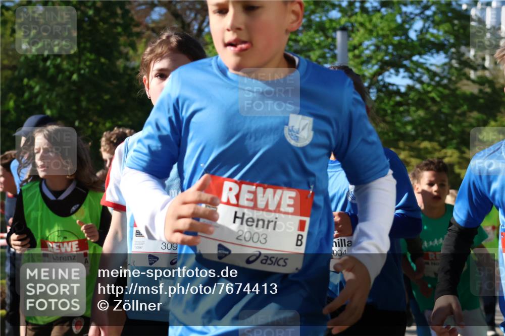 25.04.2025 - Das Zehntel Zöllner http://msf.ph/oto/7674413 26.04.2025 07:45:34 Laufen 3622, 3096, 309, 2003, 004 meine-sportfotos.de