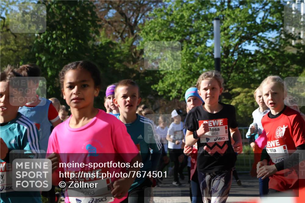 25.04.2025 - Das Zehntel Zöllner http://msf.ph/oto/7674501 26.04.2025 07:45:44 Laufen 57, 3263, 3868, 3857, 1 meine-sportfotos.de