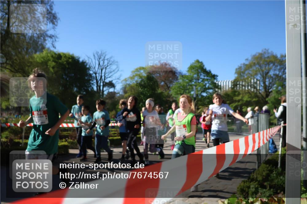 25.04.2025 - Das Zehntel Zöllner http://msf.ph/oto/7674567 26.04.2025 07:45:49 Laufen  meine-sportfotos.de